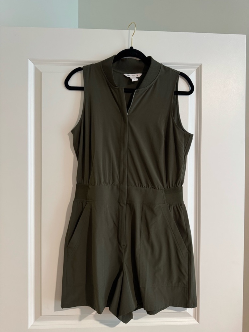 Athleta Olive Green Sleeveless Utility Romper - Picture 4 of 4